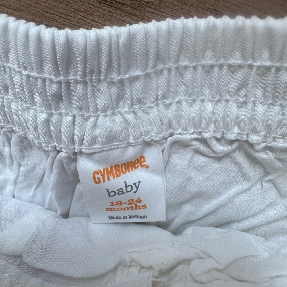 Gymboree White Shorts 18-24 Months NWT
